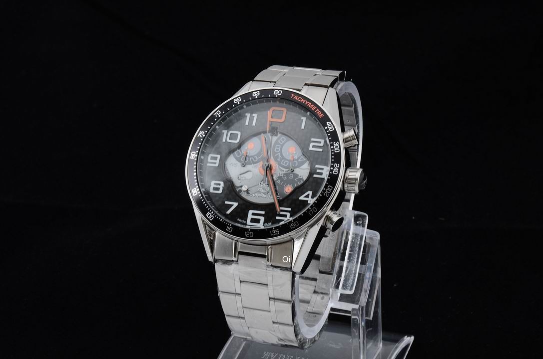 TAG Heuer Watch 689